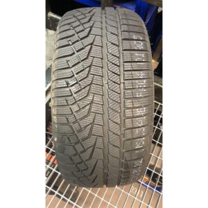 225/40R19 93W Sailun ICE BLAZER Alpine EVO 1 XL
